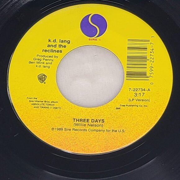 K.D. Lang And the Reclines Three Days / Trail Of Broken Hearts 45 RPM Vinyl 1989 - Picture 1 of 5